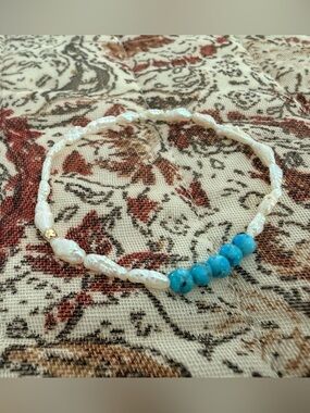 Freshwater Pearl and Turquoise Bead Bracelet - White and Blue